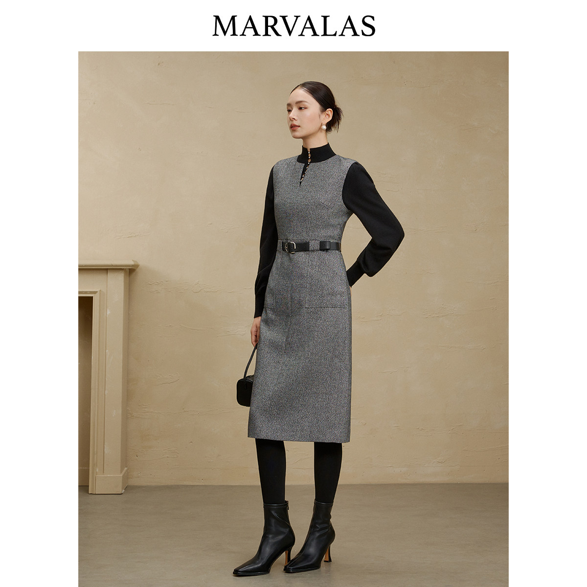 【添添粉丝专属】曼德诗收腰无袖连衣裙2025冬季新款绵羊毛混纺裙,淘宝优惠券,粉丝福利购,淘宝优惠卷