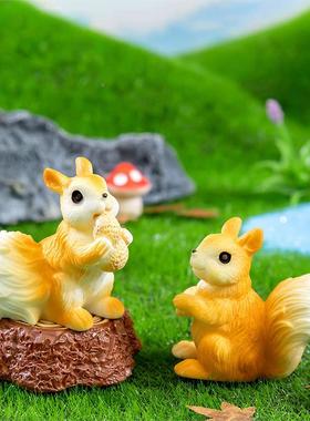 微景观D33381IY苔藓园艺缸造景树小松鼠宠物饰装品配件写实可脂爱
