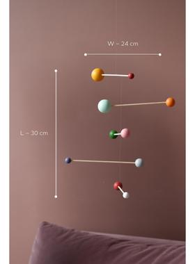 89355挂罗斯动态平多衡吊饰巴胺彩色球饰无声风铃儿童房木俄质挂