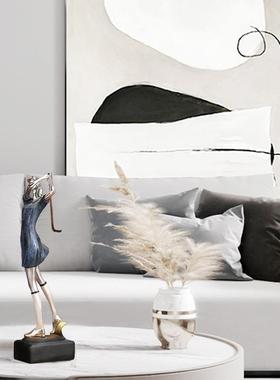 新中式高尔夫情侣人物摆件客厅桌面书房样板房玄关家居软装饰品