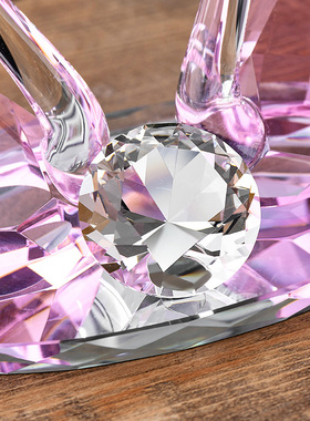 水晶新款天鹅送结婚的礼物闺蜜新婚创意实用个性浪漫客厅酒架摆件