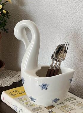 枝悟 碎花陶瓷天鹅杯 法式玫瑰花瓶摆件 厨房勺叉收纳罐 文艺礼物