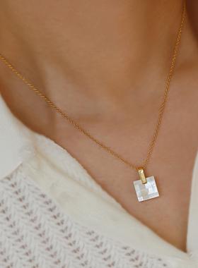 LADYB天然贝母项链精致高保色