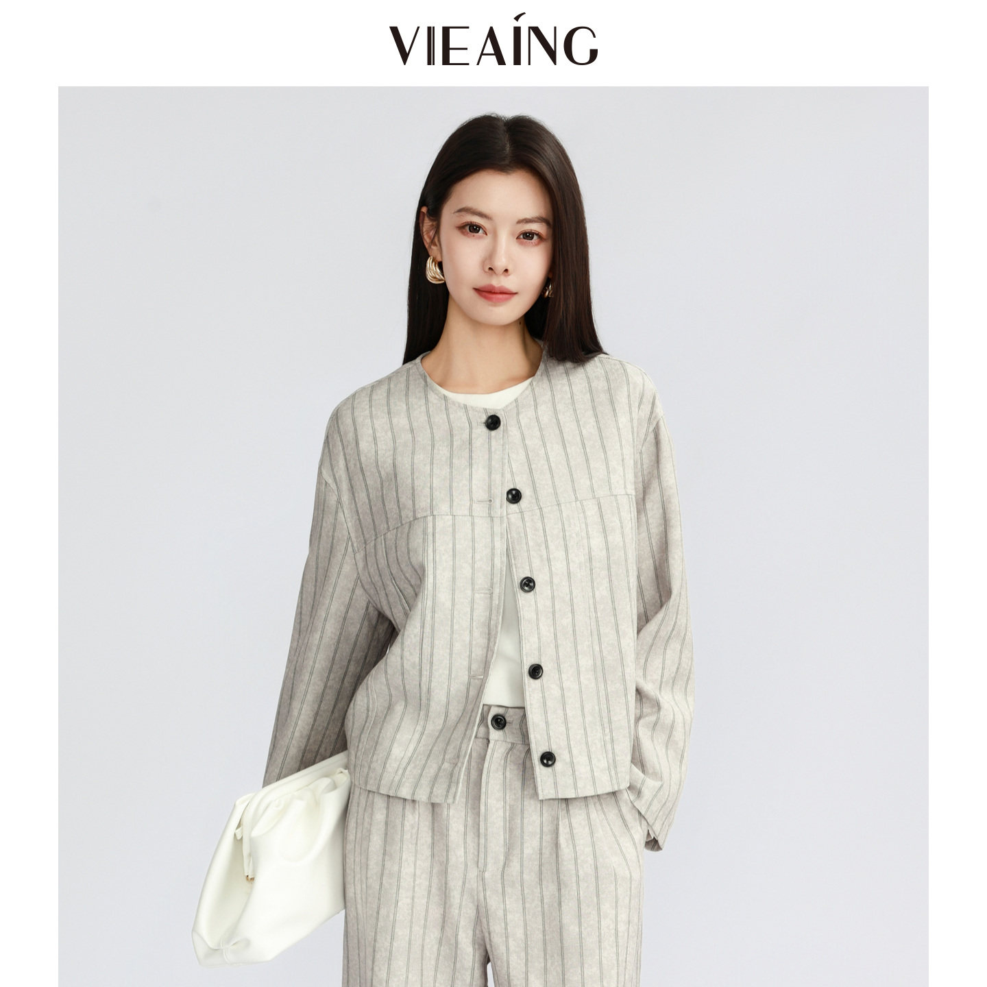 VIEA.ING薇迎商场同款条纹外套女2026春季新款短款小个子圆领上衣,淘宝优惠券,粉丝福利购,淘宝优惠卷