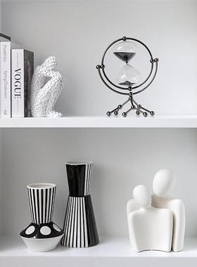 现代个性黑白抽象艺术摆件高档轻奢客厅装饰品酒柜软装高级感小众