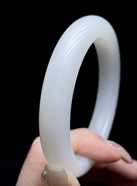 云上叙15 DS79751-和田玉手镯—多样性发一件-10x7mm（甄选）