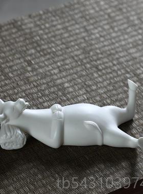 正品泥无界 创意陶办公牛摆件瓷白家瓷装饰品客厅书室桌居软装工