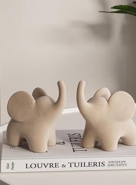 原木风装饰大象摆件高级感客厅入户玄关酒柜艺术家居饰品轻奢高档