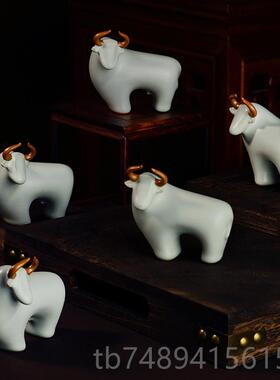 正品汝窑小牛摆件景德室镇陶瓷办公饰面装品桌瓷器复古青瓷新年吉