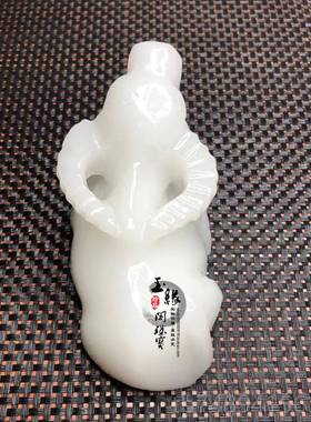 正品然阿富汗办白玉牛摆件天生肖玉石牛摆白玉雕卧牛公室玄关工艺