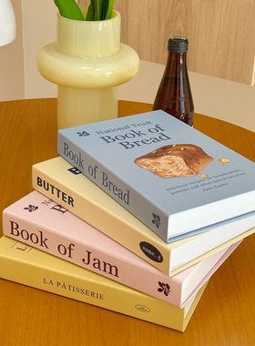 奶油风面包装饰假书摆件