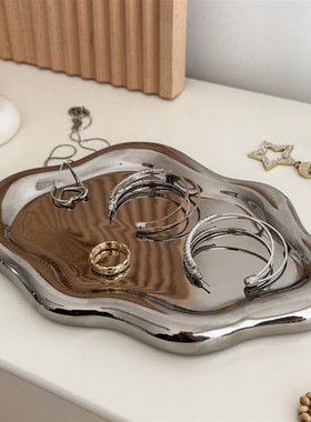 首饰盘饰品展示盘陶瓷盘摆件装饰云朵盘 香薰蜡烛托盘 钥匙收纳盘