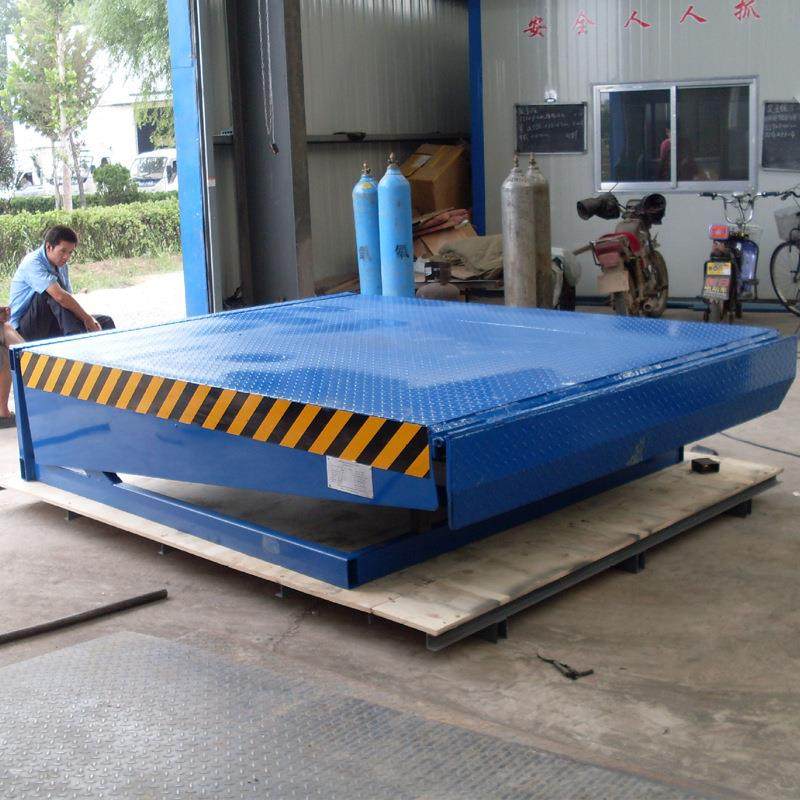 新款推荐固定登车桥集装箱液压登车桥厂家直销可按需求加工定,淘宝优惠券,粉丝福利购,淘宝优惠卷