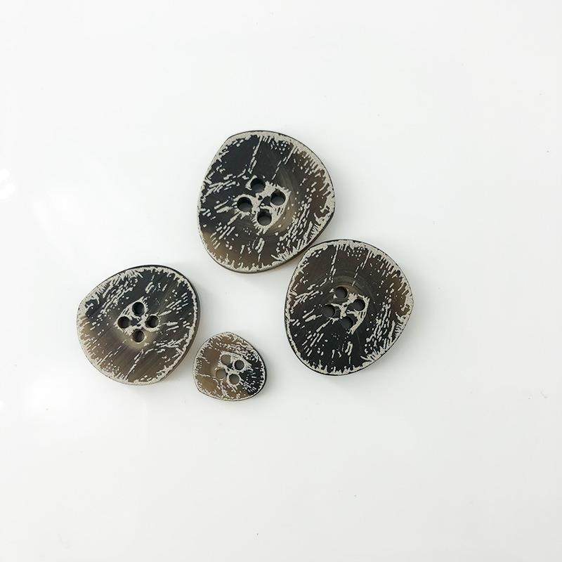 工厂直销现货高档休闲服饰树脂纽扣不规则异形磨面花色四眼扣子,淘宝优惠券,粉丝福利购,淘宝优惠卷