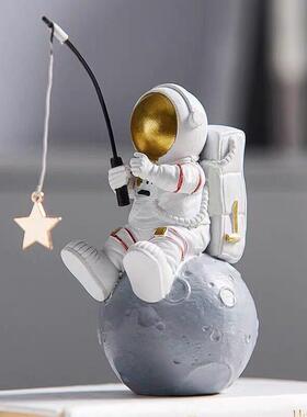 树脂宇航员钓星星太空人桌面酒柜卧室装饰品创意学生礼物摆件定制