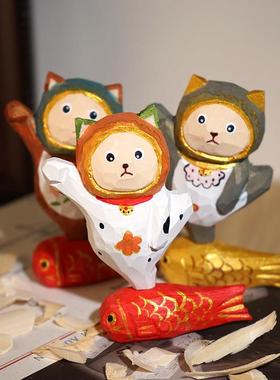 【脚踏锦鲤好运向前】手工木雕小摆件卡通可爱工位趣味摆放装饰品