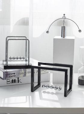 创意牛顿摆球混沌装饰品磁悬浮平衡装饰品家居客厅书桌电视橱柜小