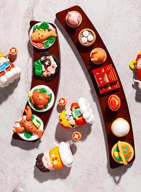 可爱财神爷摆件办公室工位桌面家用招财装饰品小摆件玄关装饰用品