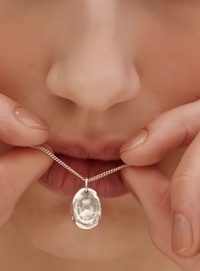 新款圆牌刻字项链女百搭吊坠