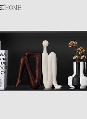 现代轻奢酒柜装饰品摆件家居创意抽象人物玄关客厅摆设高级感小众