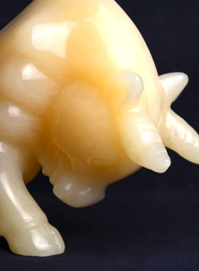 优选牛摆件招财金牛华尔街牛办公室公司商务开业礼品玉石工艺饰品