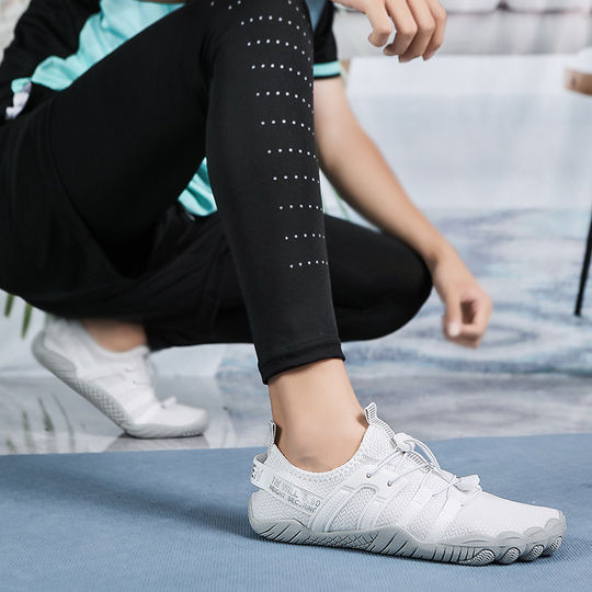 McCann indoor fitness shoes non-slip breathable training shoes