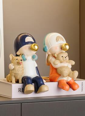 现代简约创意树脂摆件卡通人物男孩女孩书桌书架客厅样板间装饰品