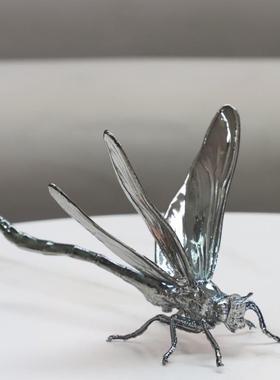 现代轻奢创意金属昆虫蜻蜓动物摆件客厅茶几玄关样板房家居装饰品