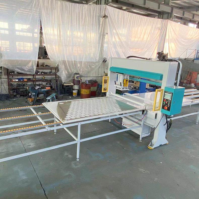 厂家供货全自动面膜裁切成型一体机自动排版龙门移动头裁断机,淘宝优惠券,粉丝福利购,淘宝优惠卷