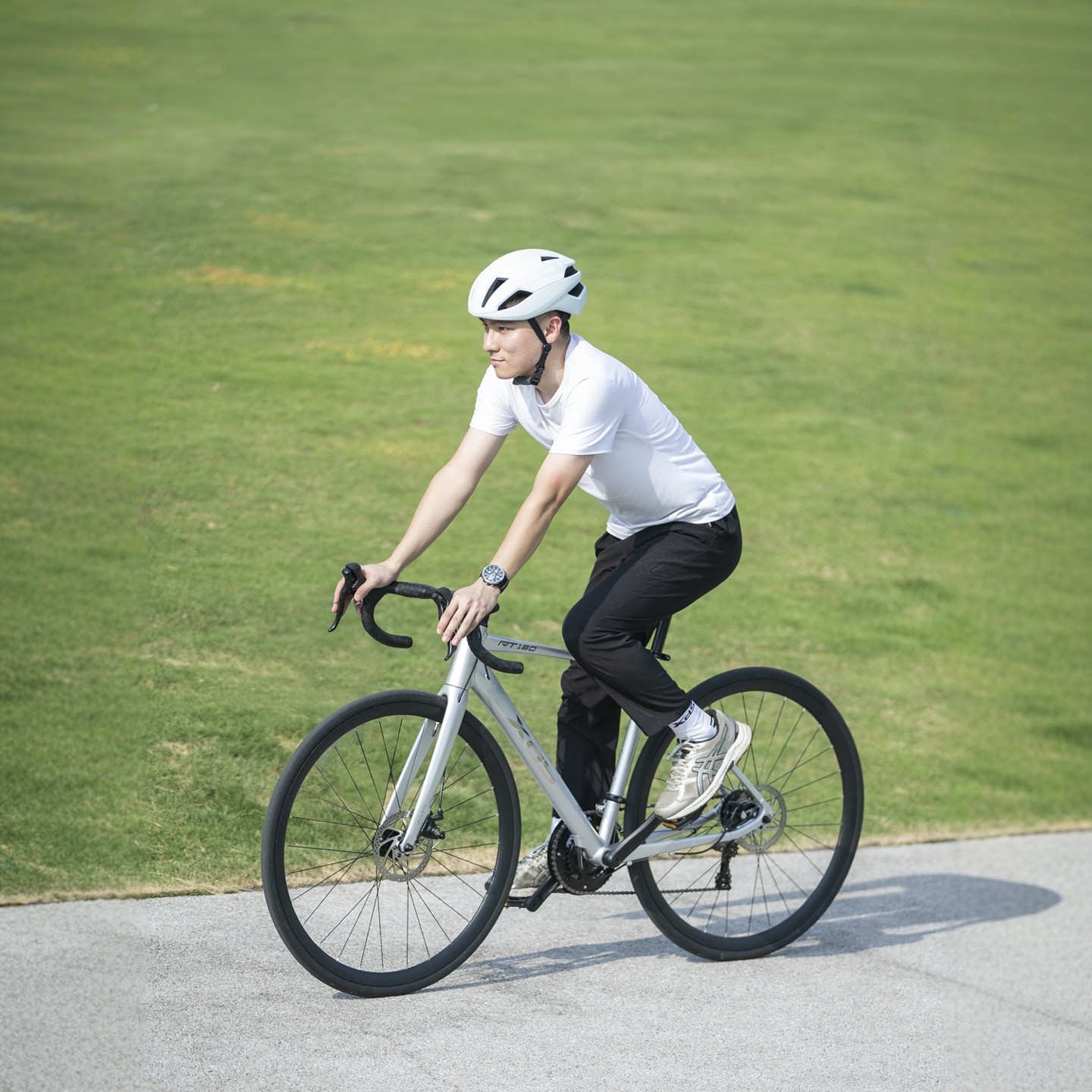 xds喜德盛25款RT180公路自行车轻量化休闲通勤骑行单车公路车碟刹 - 图2