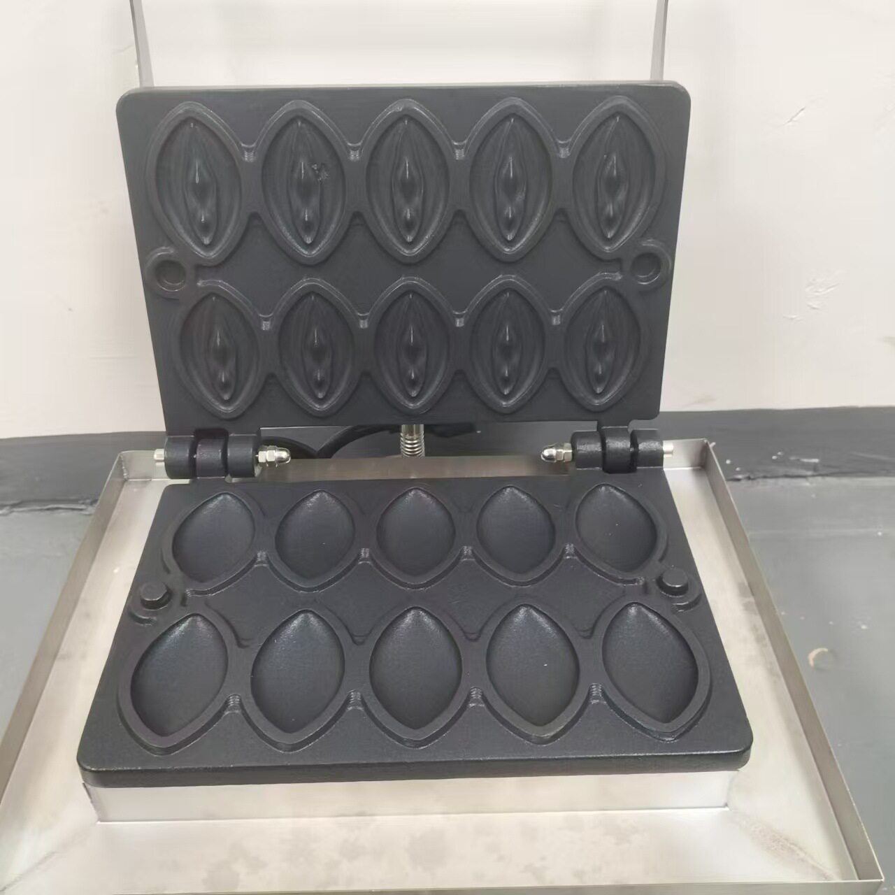 Guanjia Commercial Ten Women's Waffle Machine Electric Waffle Oven Double-sided Heating Crepe Waffle Pancake Machine