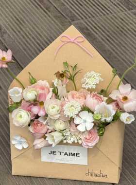 情人节礼盒情人节春日信封花束礼盒手工diy花卉艺术精品包装盒信