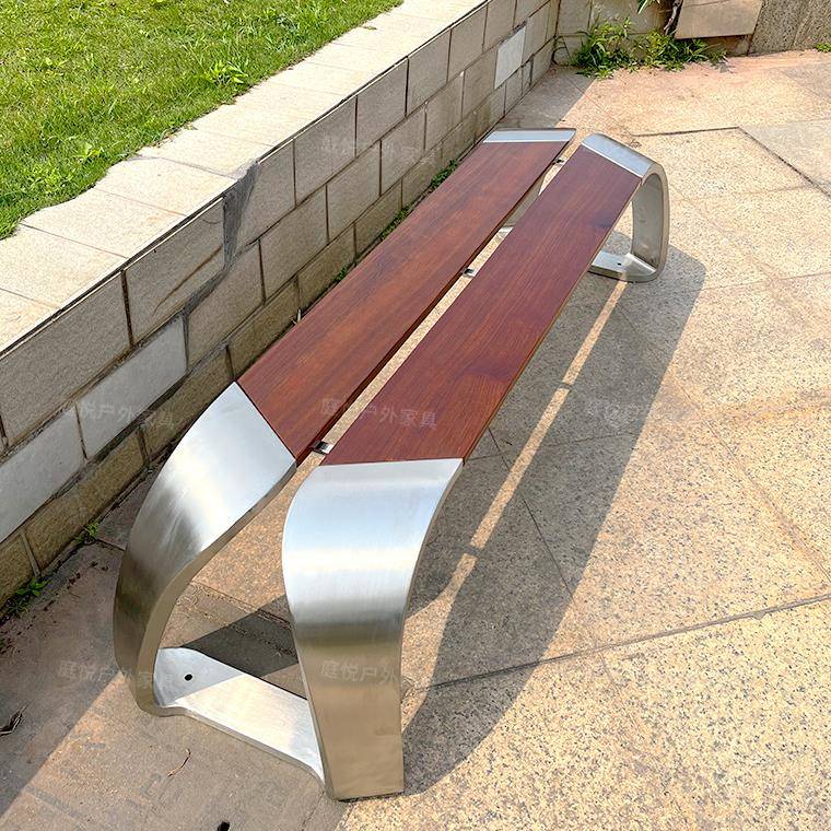 户外不锈钢公园椅子庭院室外休闲座椅防腐木铁艺实木长条凳子 - 图0