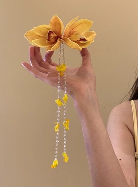名狐玉兰花流苏发夹女高级感