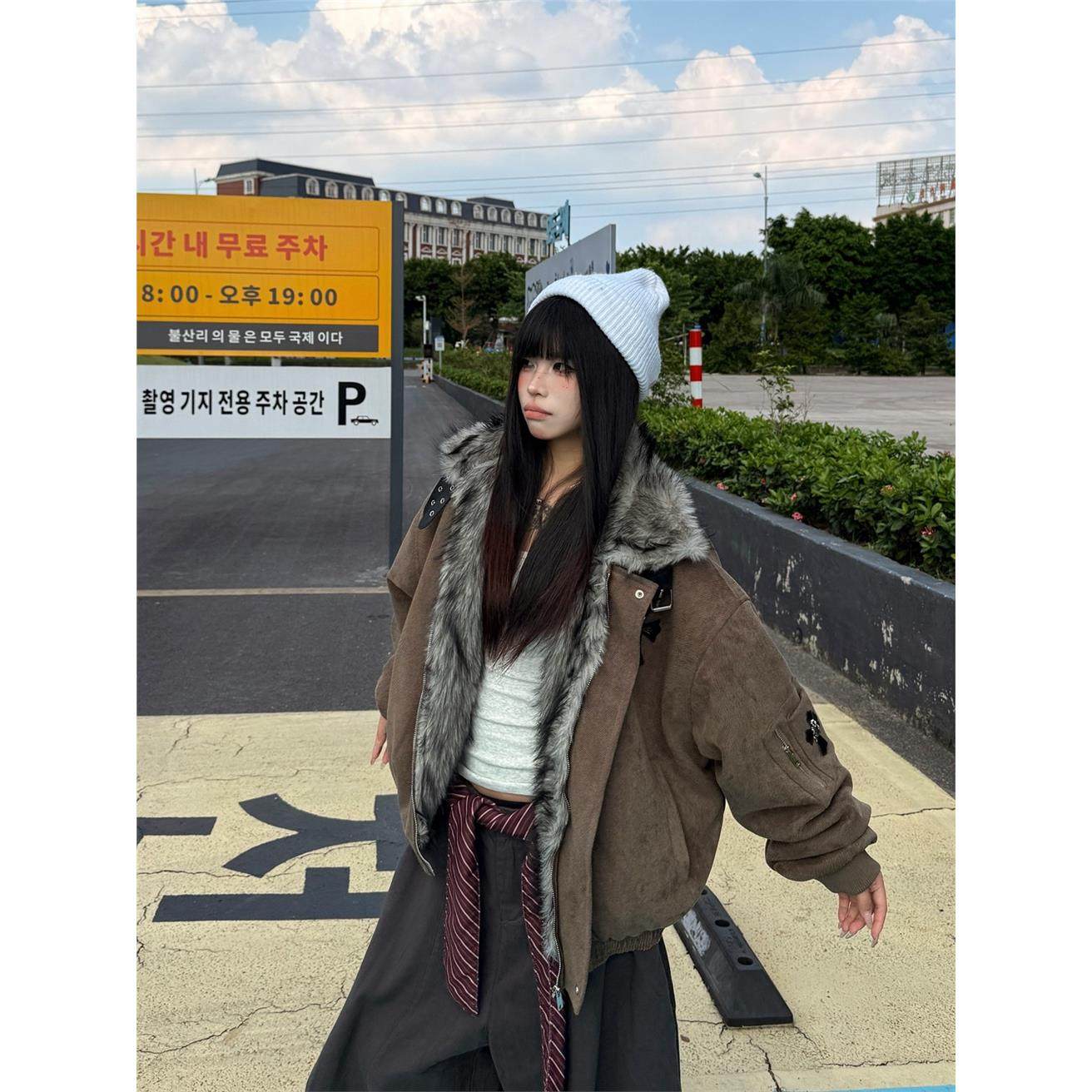 x不是好人 覆古美拉德麂皮绒外套男女冬季宽松十字架贴皮刺绣棉服,淘宝优惠券,粉丝福利购,淘宝优惠卷