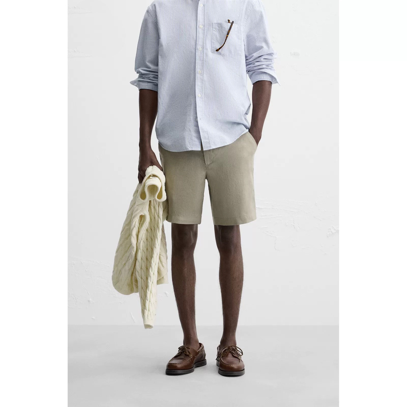 2025新款 夏季新品 男装 多色选宽松舒适简约亚麻休闲短裤5070010