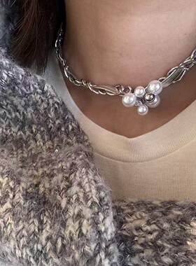 法式轻奢复古珍珠十字架项链小众