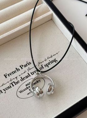 2026新款韩系秋冬时尚耳机甜酷项链挂脖毛衣链小众高级感配饰