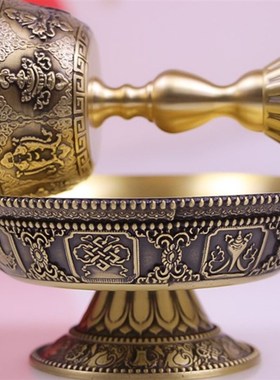 藏传复古黄铜护法杯供杯鎏金密宗八吉祥雕花供水杯供茶杯供具摆件