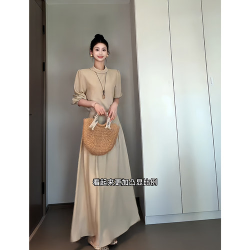 昕羽垚STUDIO 秋季新款温婉百搭显瘦翻领衬衫收腰压褶半身裙套装 - 图0