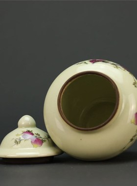 仿同治年制瓷器茶叶罐陶瓷小将军罐现代仿古玩收藏品家居装饰摆件