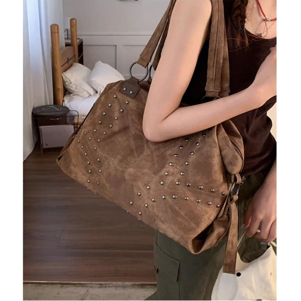 2025秋冬美拉德包包Y2K亚文化美式复古铆钉单肩辣妹大容量托特包 - 图2