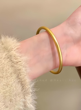 高颜值四叶草手链女轻奢小众精致手饰气质百搭高级感ins手镯配饰