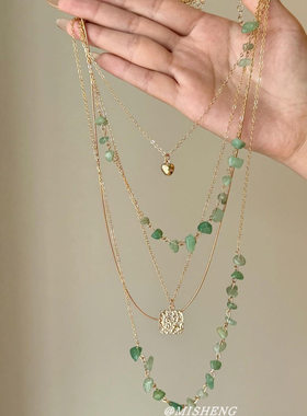 复古绿碎石方片迷你爱心吊坠项链