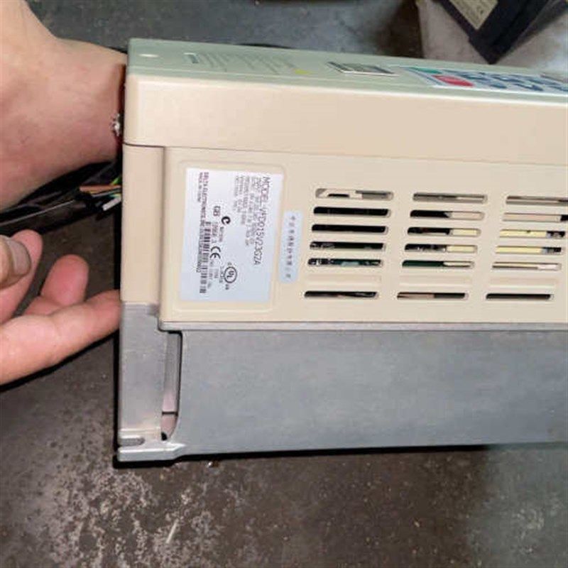 台达变频器VFD015V23G2A230V1.5KW刚刚从,淘宝优惠券,粉丝福利购,淘宝优惠卷