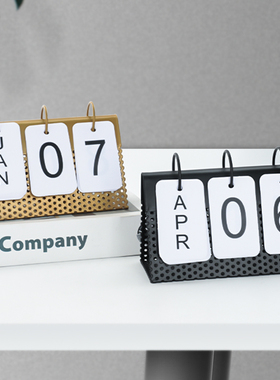 北欧风格铁艺翻页日历摆件家居书房桌面装饰摆饰旅游民宿前台摆设