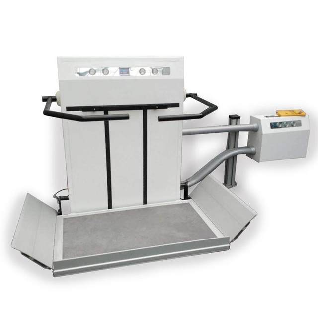 Obstacle-free oblique lifting platform stair lifting platform