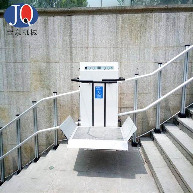 Obstacle-free oblique lifting platform stair lifting platform
