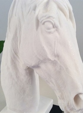 白色马头摆件开业礼品客厅装饰品摆件书房办公室桌面工艺品摆设