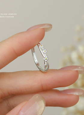 S925银连枝桃花朵朵戒指